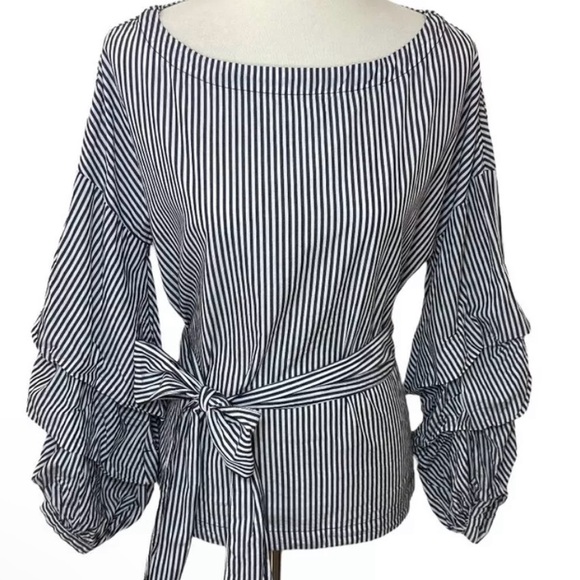 EUC Max Jeans Poof Balloon Billowed Sleeve Blouse Navy Blue Polka Dot - Picture 6 of 7